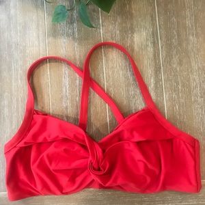Athleta underwire crisscross bikini top
